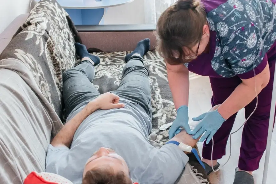 Срочный вывод из запоя в Дальнегорске: быстро, недорого